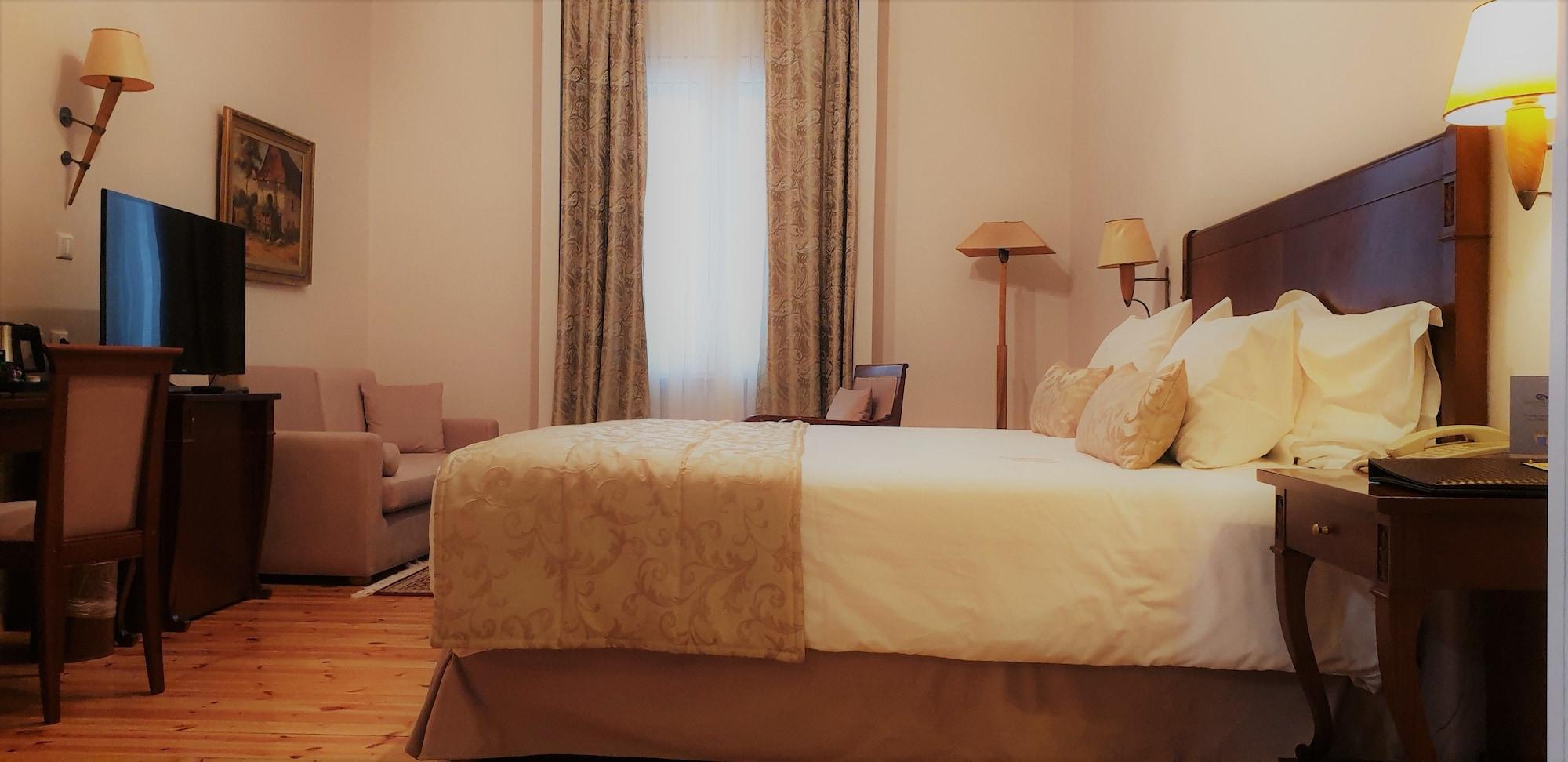Hotel Capsis Bristol Boutique 5*